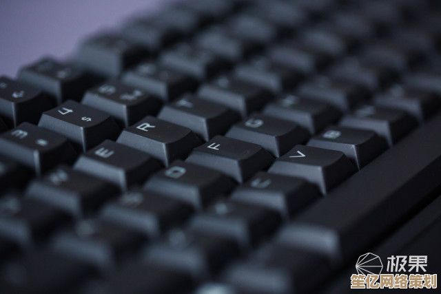 青轴键盘：为打字游戏玩家打造的卓越输入体验