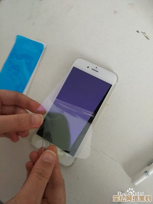 手机膜怎么贴？详细步骤教学让你告别贴膜困扰与失误