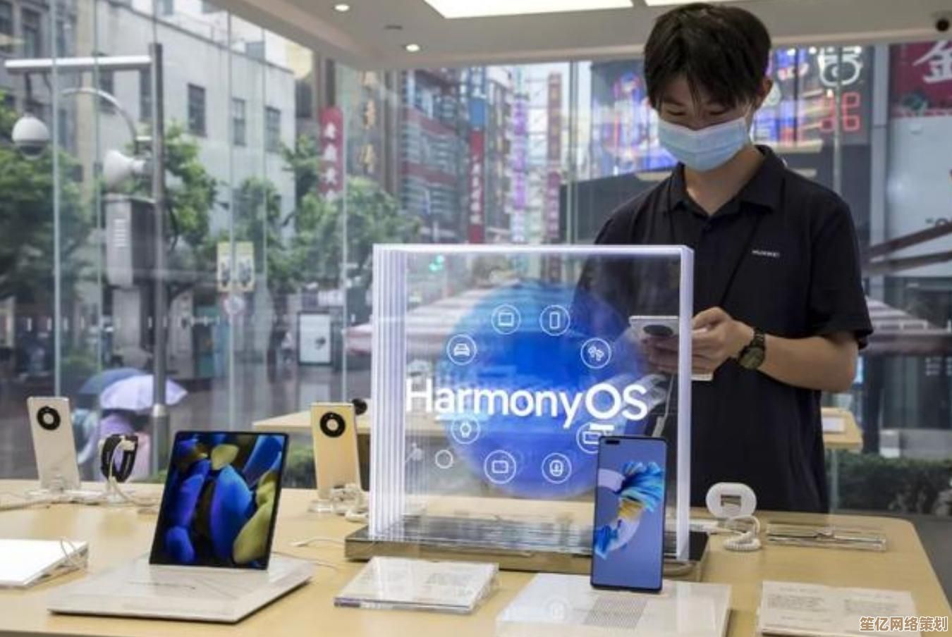 华为鸿蒙系统适配机型一览，涵盖多系列手机及升级指南