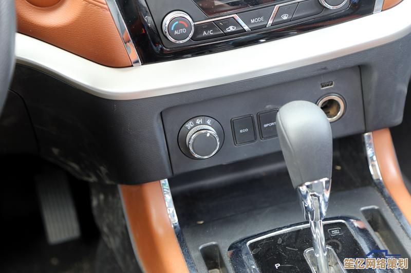 云游戏也救不了？2025《斜坡赛车》真实物理反馈造就极端玩家体验