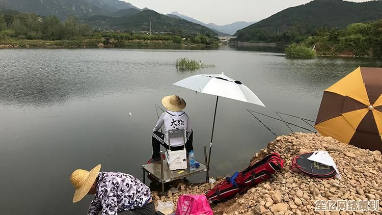 小鱼教您轻松打开电脑系统配置的详细步骤指南