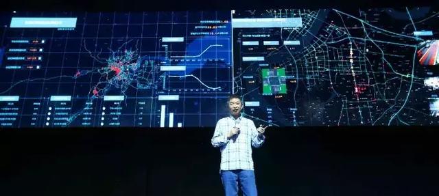 《丰川》Steam 2025年VR模式更新，亲身踏入未来都市破解谜案剧情！