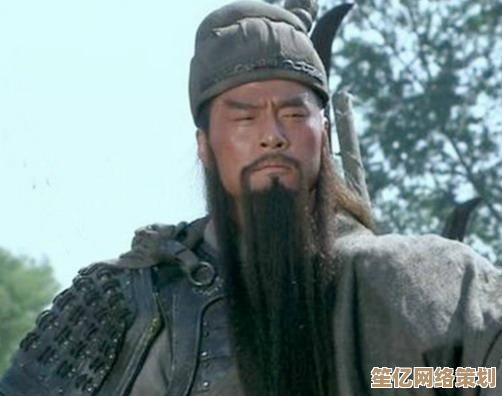 虚实交互新体验！三国志幻想大陆2》朱然双重身份震撼2025