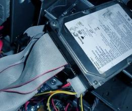 深入探究电脑黑屏问题的根源及实用解决技巧分享