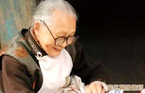 复古游戏新意义：周一忱2025年Game Boy纪念作让外婆故事火遍全网