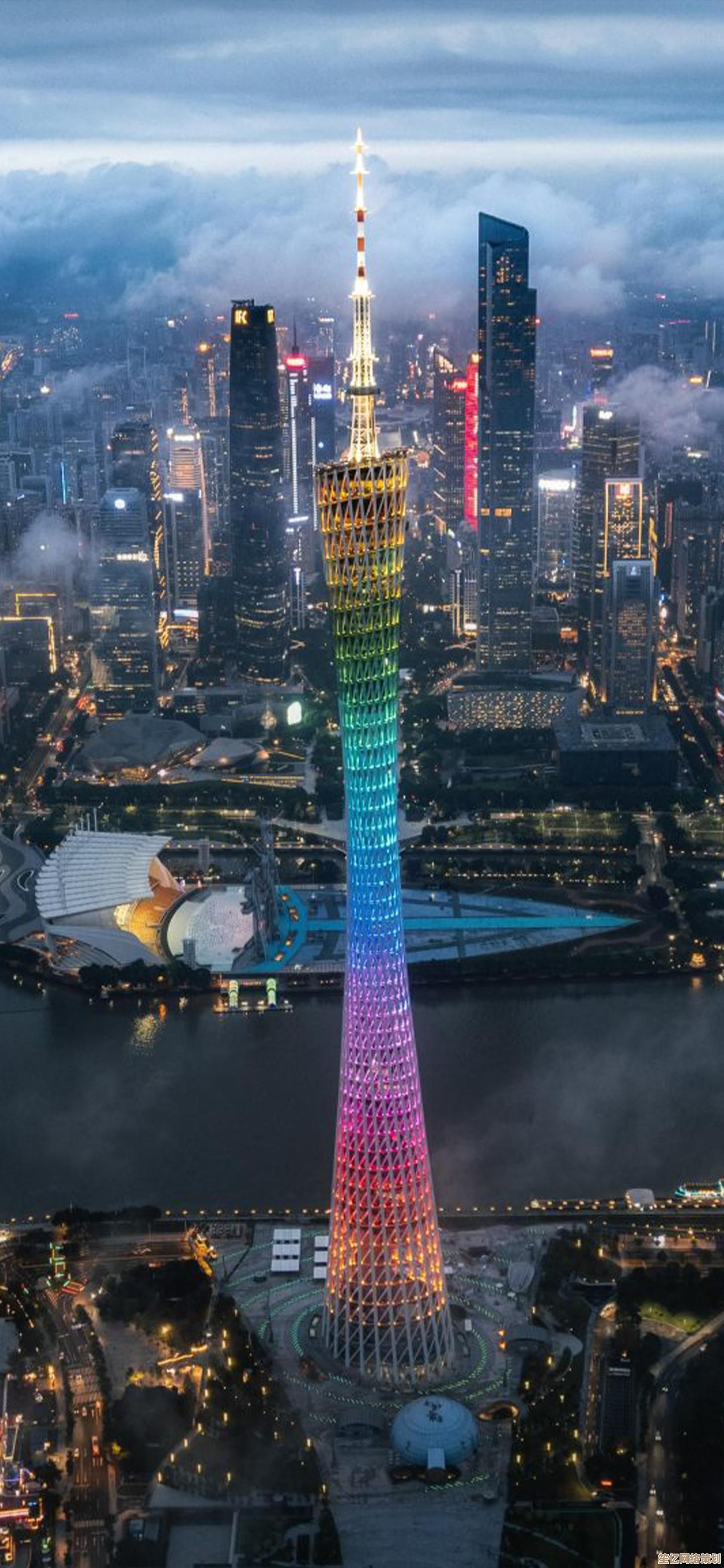 视觉盛宴：当静谧与绚丽在电脑桌面壁纸中交织绽放