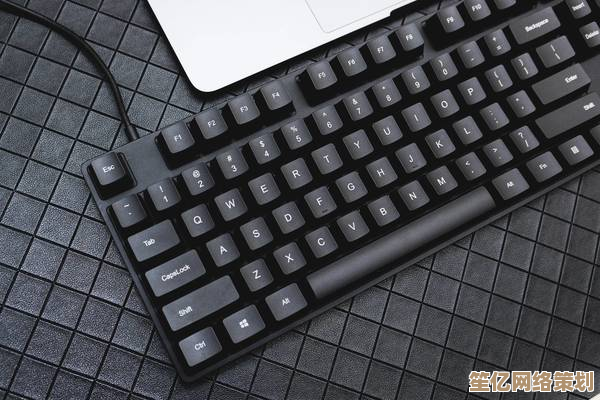 如何解决笔记本电脑键盘错乱问题：详细步骤与修复指南