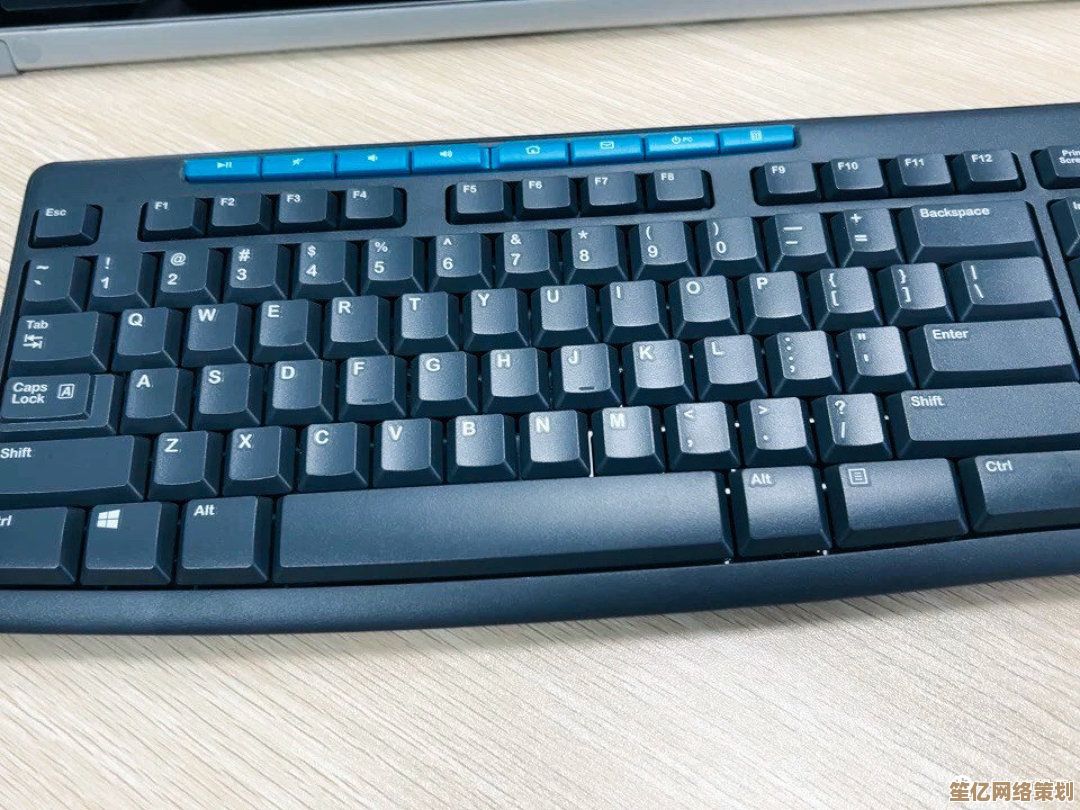 全新键盘鼠标套装，智能操控体验助您工作效率倍增，轻松实现事半功倍！