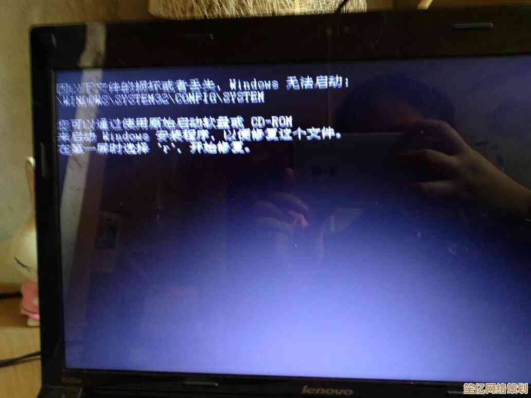 如何快速诊断并解决电脑开机时显示器无显示的黑屏问题