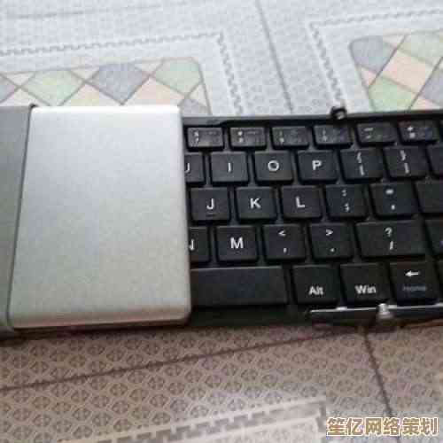 logi蓝牙键盘与电脑配对操作指南：图文并茂轻松掌握