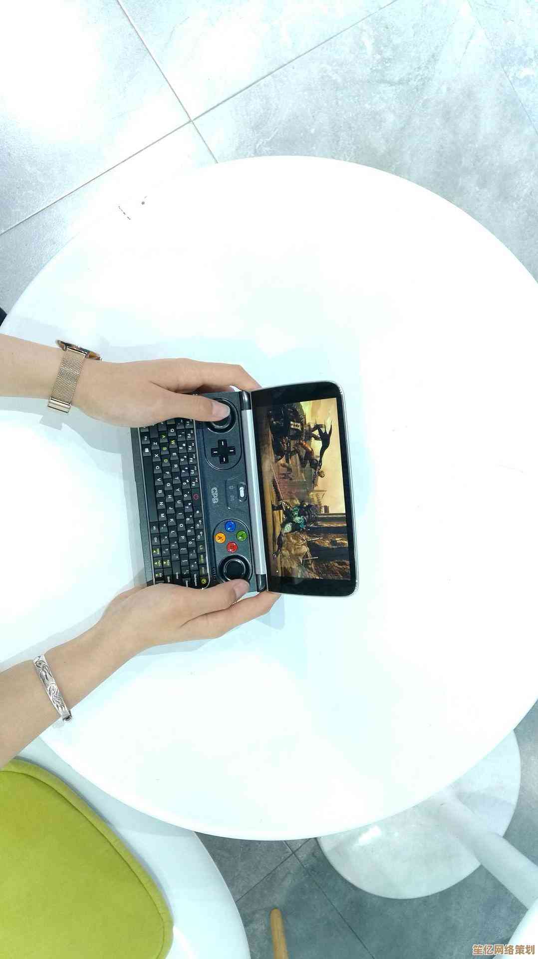 掌上游戏新体验！Steam官方APP上线，海量资源随身携带