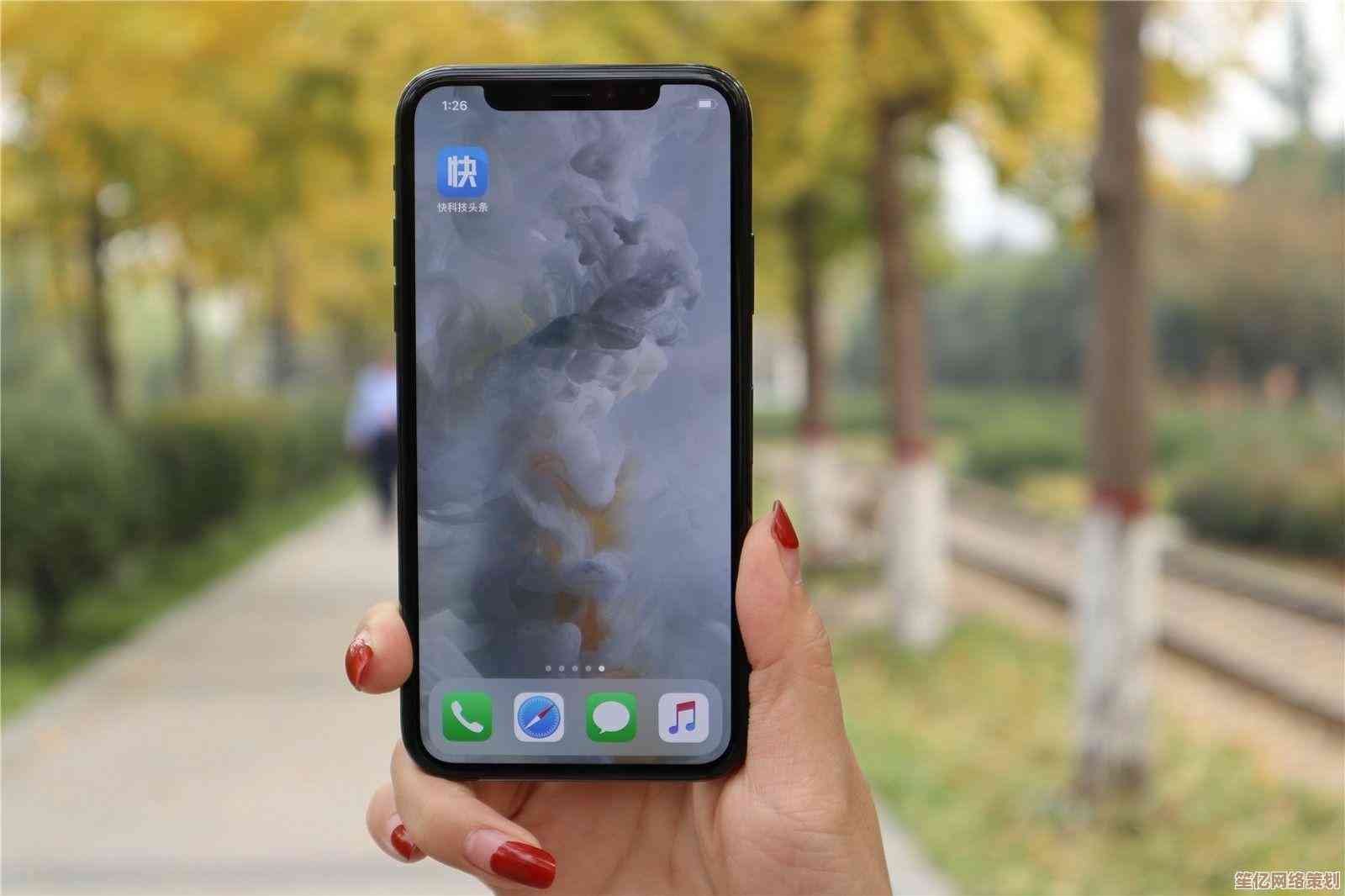 主编详解iPhone连电脑无反应问题，快速修复指南