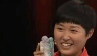 我勒个逗鉴宝专家手把手带过，别被稀奇古怪的道具迷住