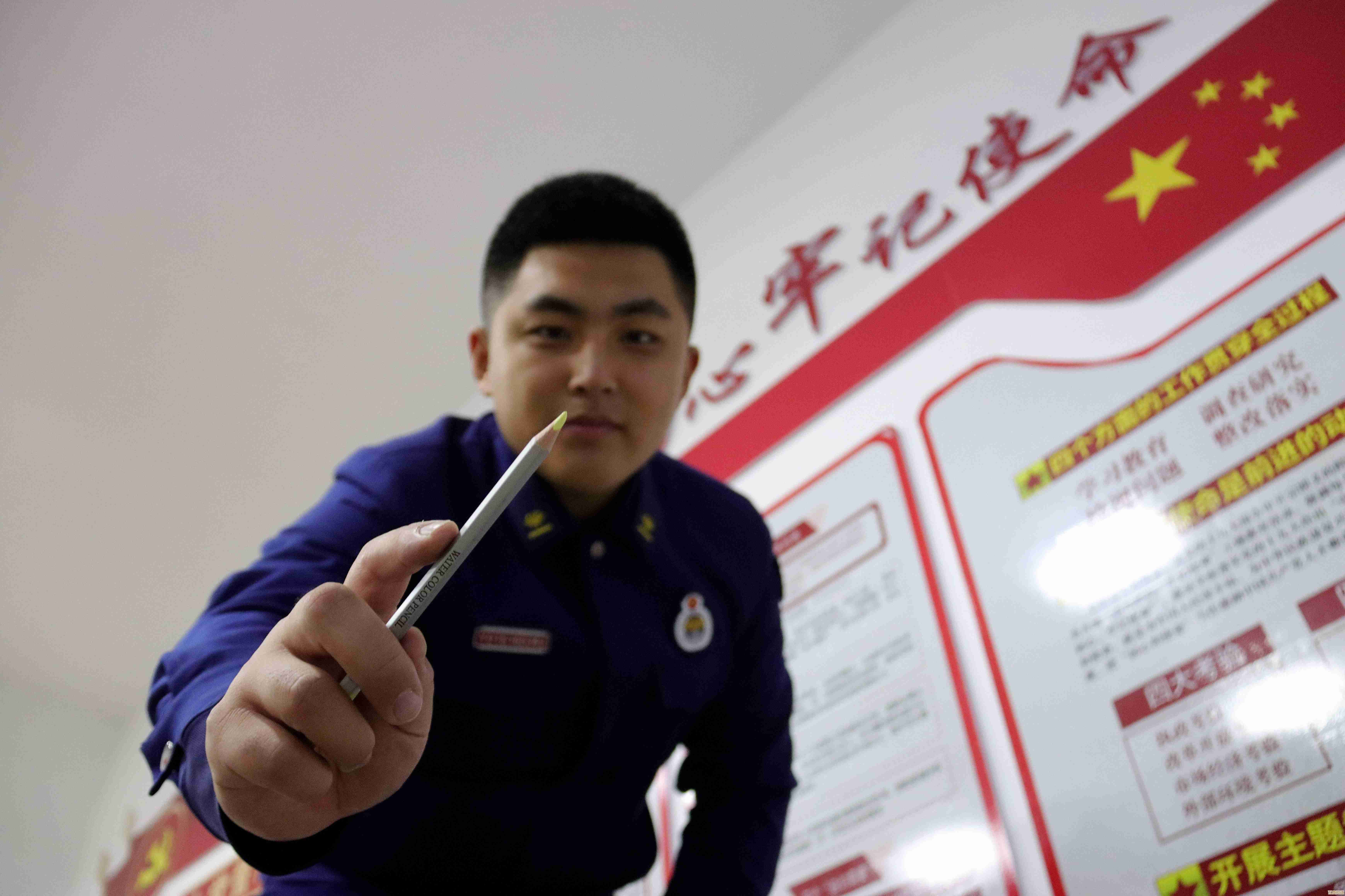 解读emo:情感表达的文化现象及其真实含义揭秘 解读emo:情感表达的文化现象及其真实含义揭秘