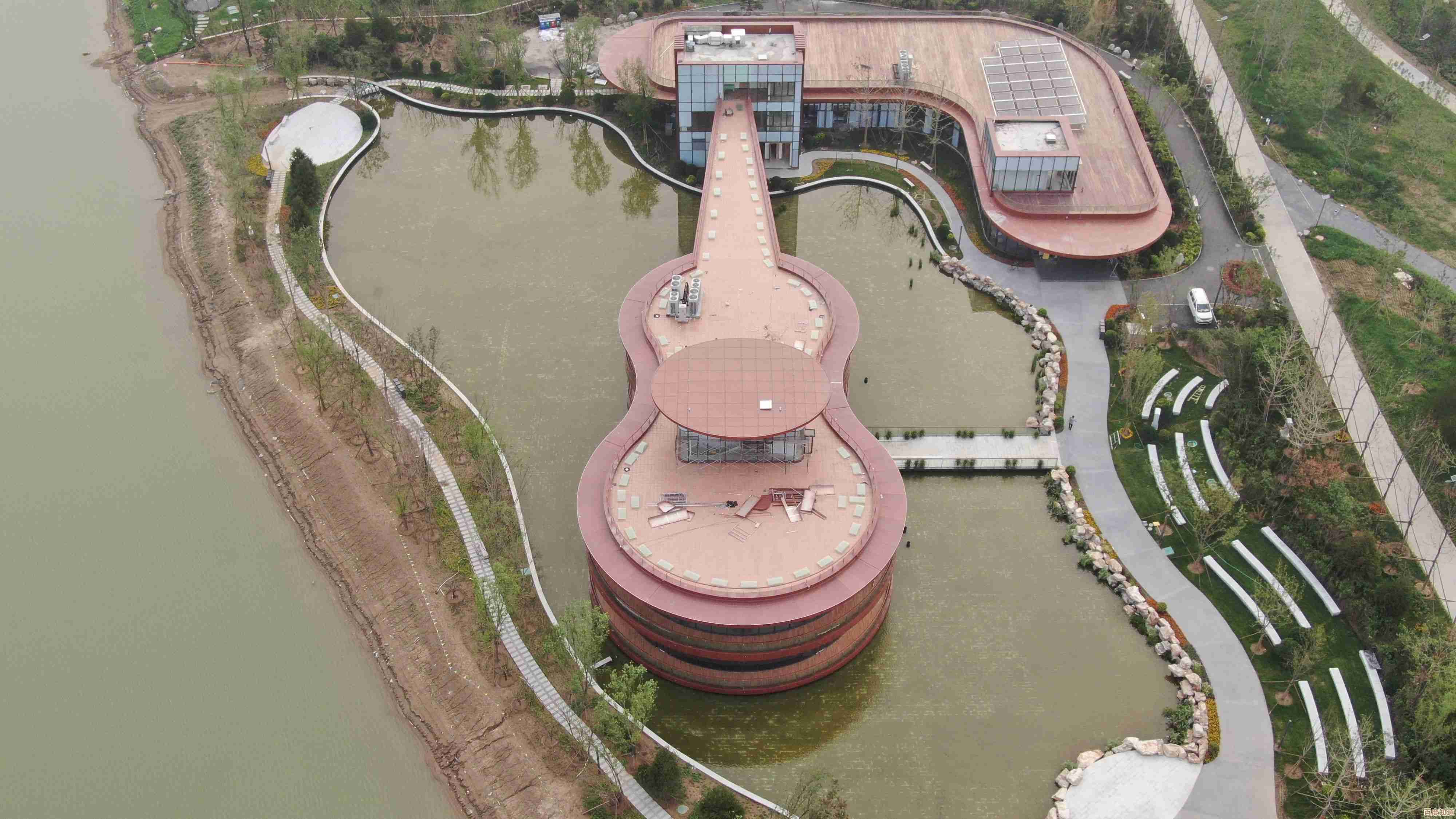 专业拍摄技巧大公开：学会这些方法，让你的视频质量瞬间升级！