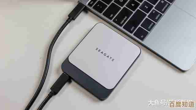 三星移动硬盘：高效传输、超大空间与轻薄机身，存储随心携带自由