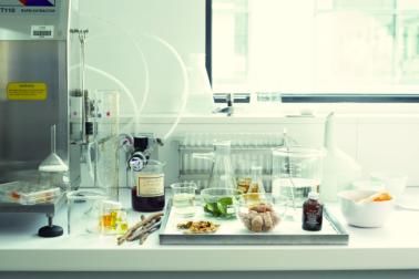 味景入驻后厨值班在维斯塔的餐桌里，值班流程咋弄，手残求指点