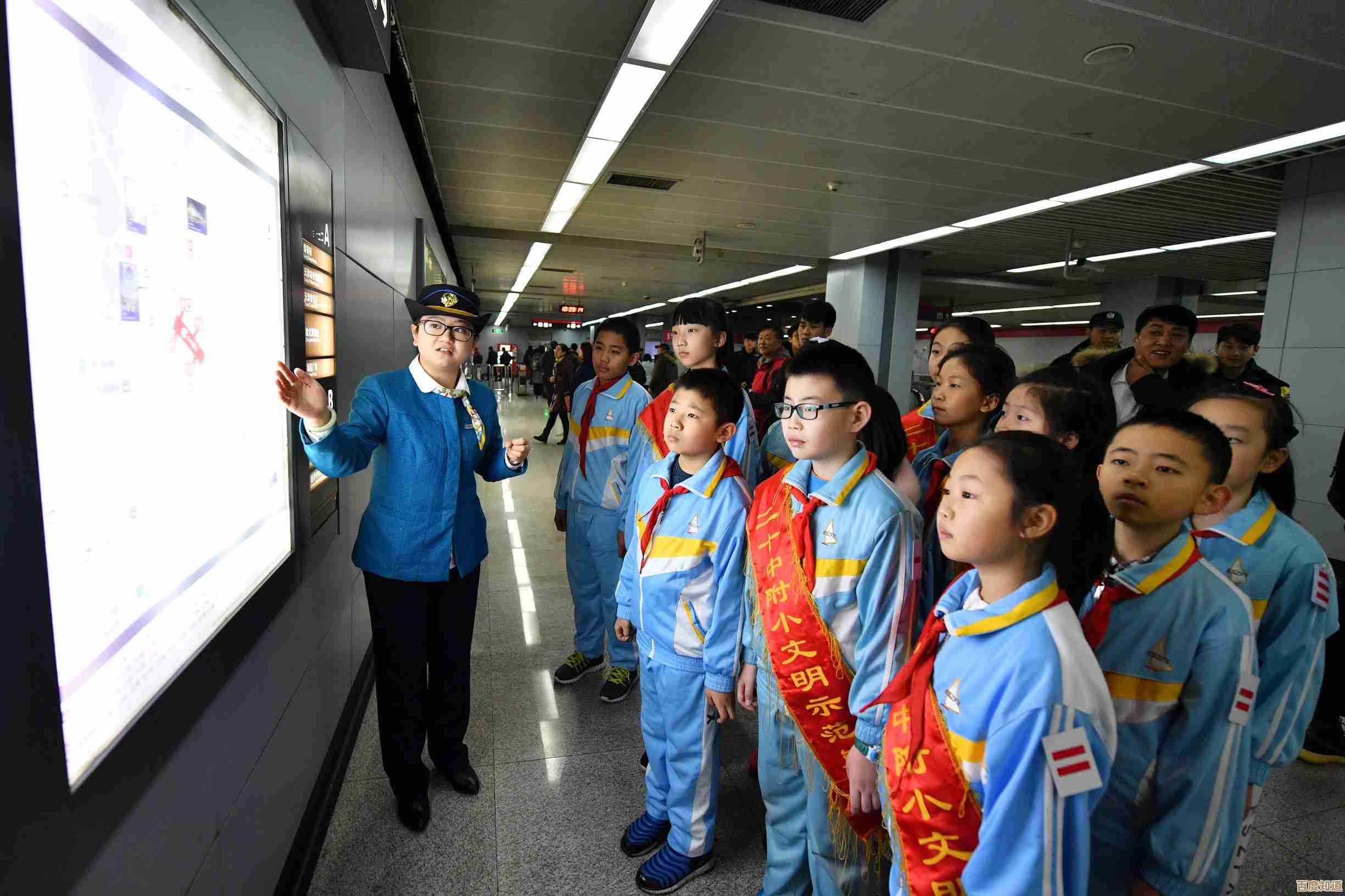 地铁逃生三地图哪件装备带得更顺手，优缺点我随便说说