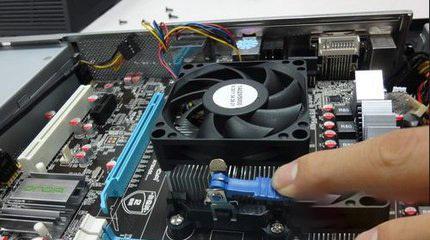 遇到电脑黑屏别慌张，实用解决步骤助你快速恢复正常！