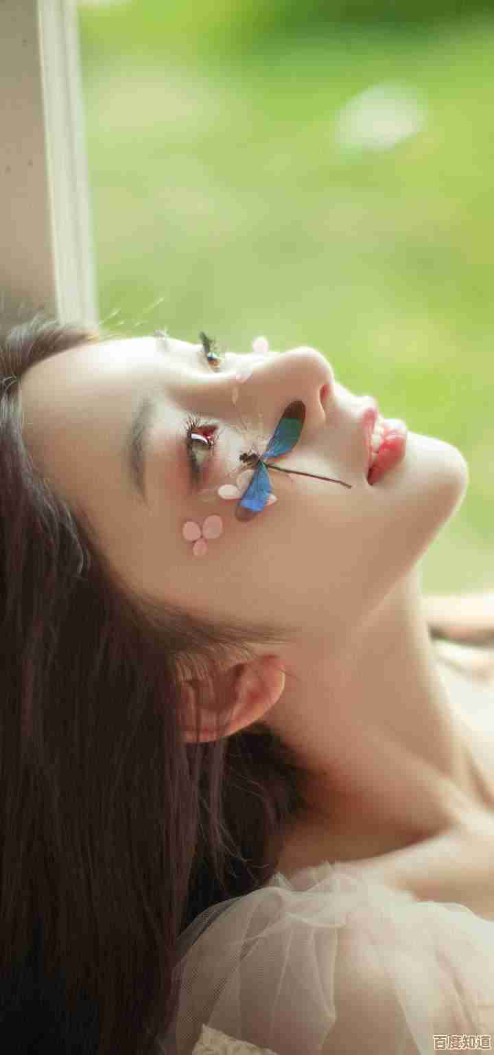 惊艳美女壁纸集锦：点亮手机屏幕的视觉盛宴与艺术风采