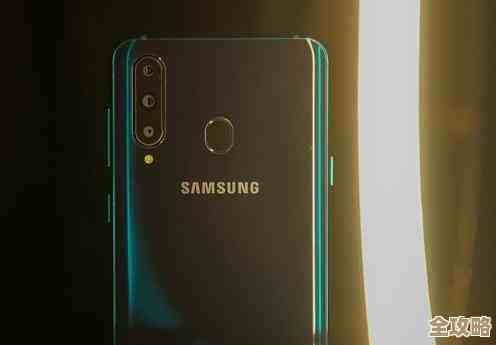 三星A8s用全面屏科技重塑视觉体验，领先设计让视野更自由