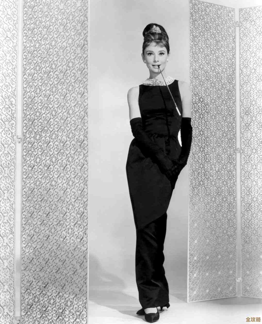 《女神联盟》我最强的技能就是让世界沉默,好像把所有声音都塞进了棺材里 《女神联盟》我最强的技能就是让世界沉默,好像把所有声音都塞进了棺材里