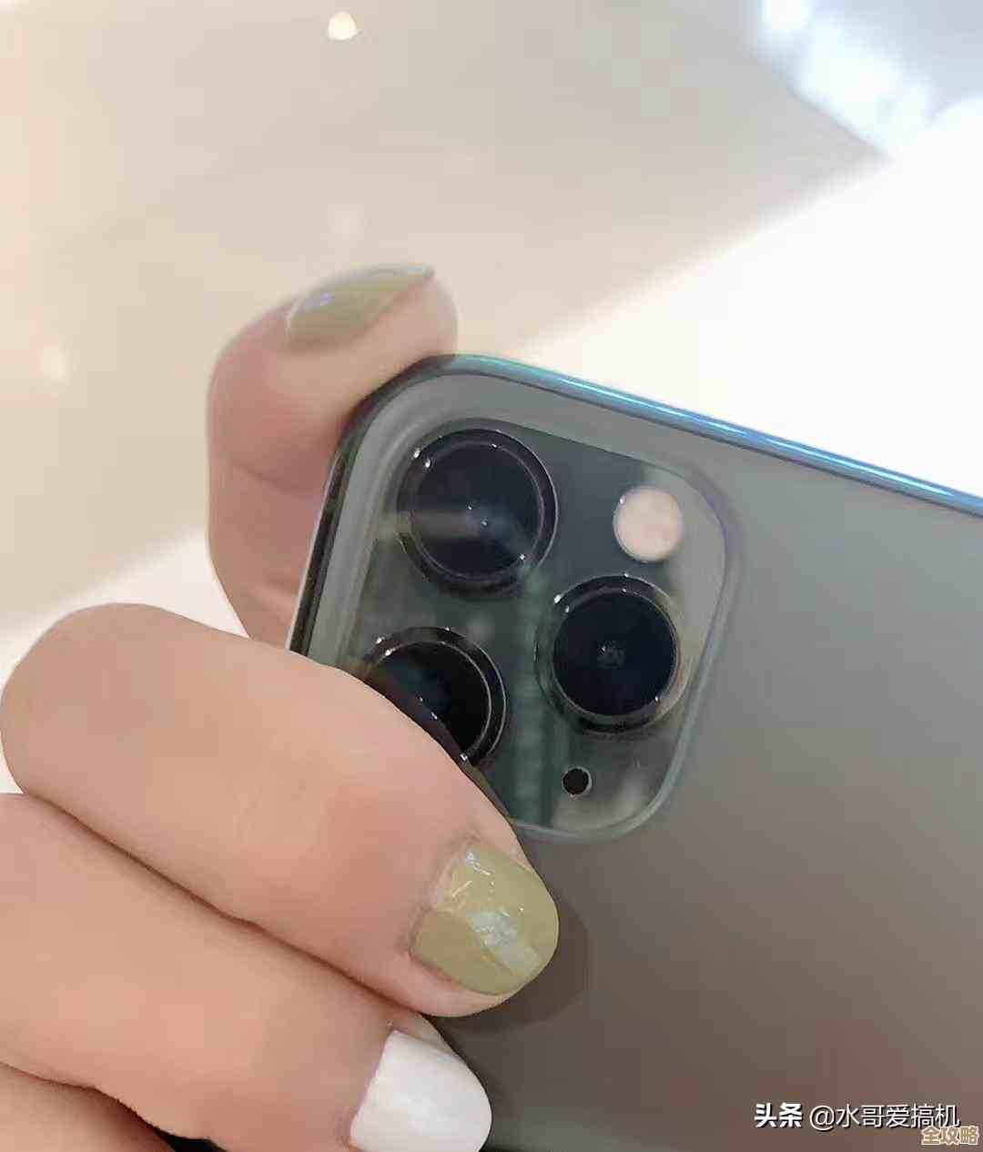 联想官网提供Windows 11正版下载,立即体验智能高效新系统! 联想官网提供Windows 11正版下载,立即体验智能高效新系统!