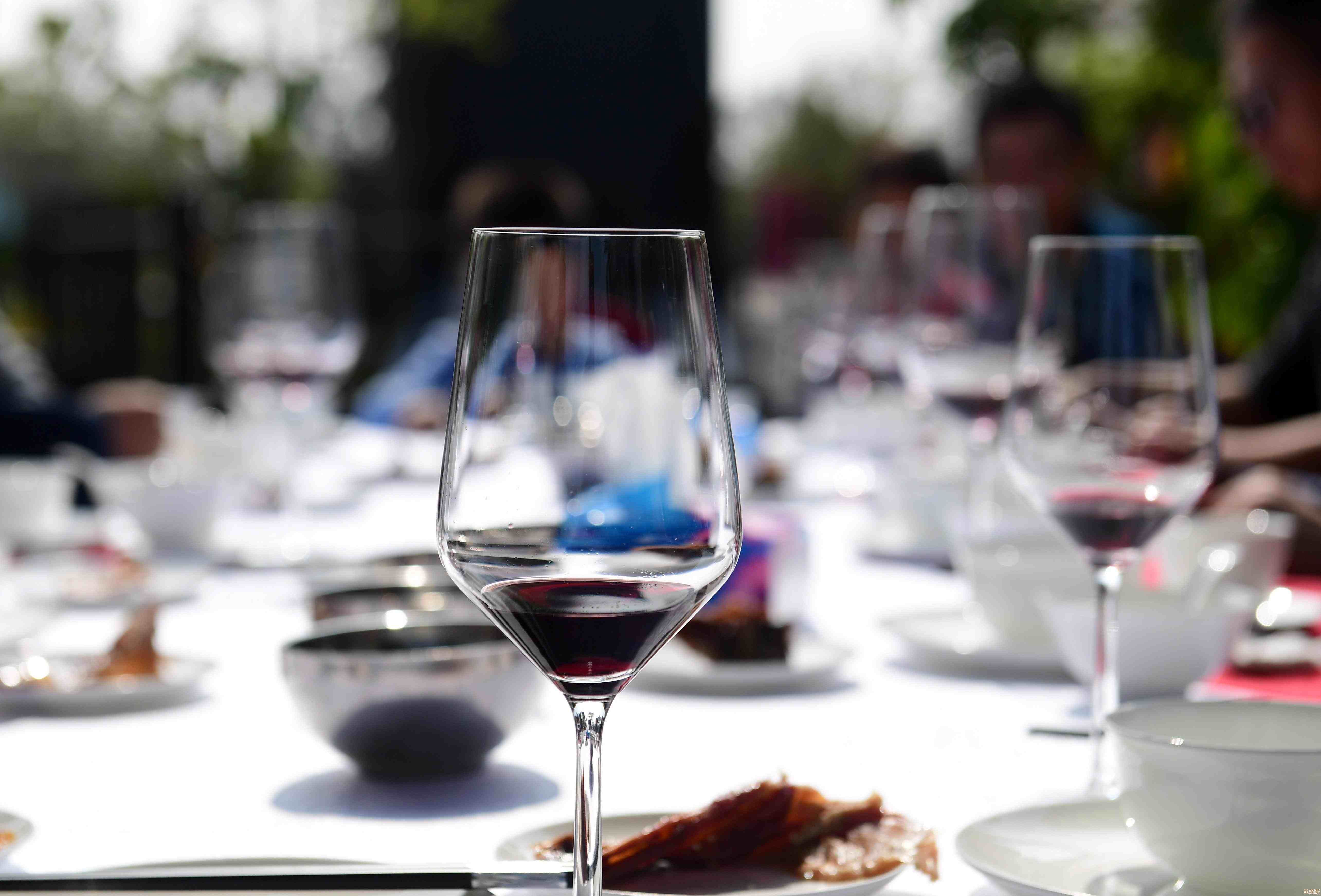 高清直播手机电视,精彩节目随心观看,畅享移动娱乐新体验 高清直播手机电视,精彩节目随心观看,畅享移动娱乐新体验