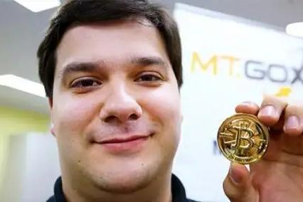 美图怎么就被虚拟币搅得乱七八糟，真让人摸不着头脑