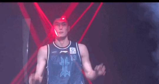 王者荣耀赛年标签怎么弄…别告诉我你还不知道 王者荣耀赛年标签怎么弄…别告诉我你还不知道